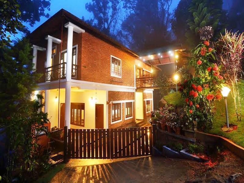 מונאר Madhumanthra Resort - Homestay מראה חיצוני תמונה