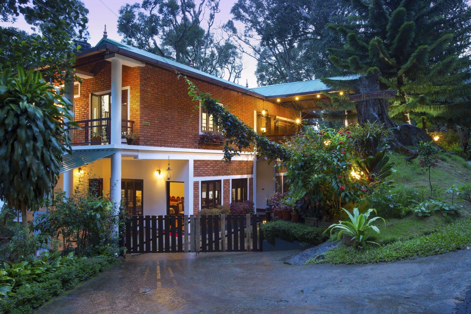מונאר Madhumanthra Resort - Homestay מראה חיצוני תמונה